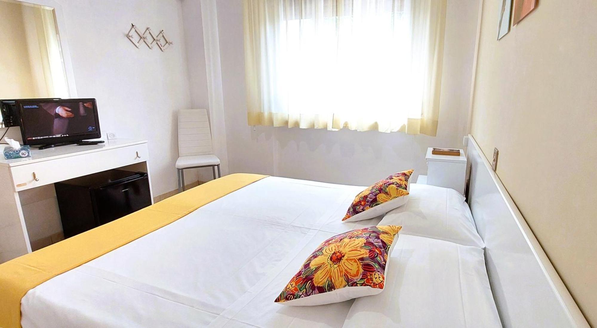 Hotel Garden B&B Marotta Kültér fotó